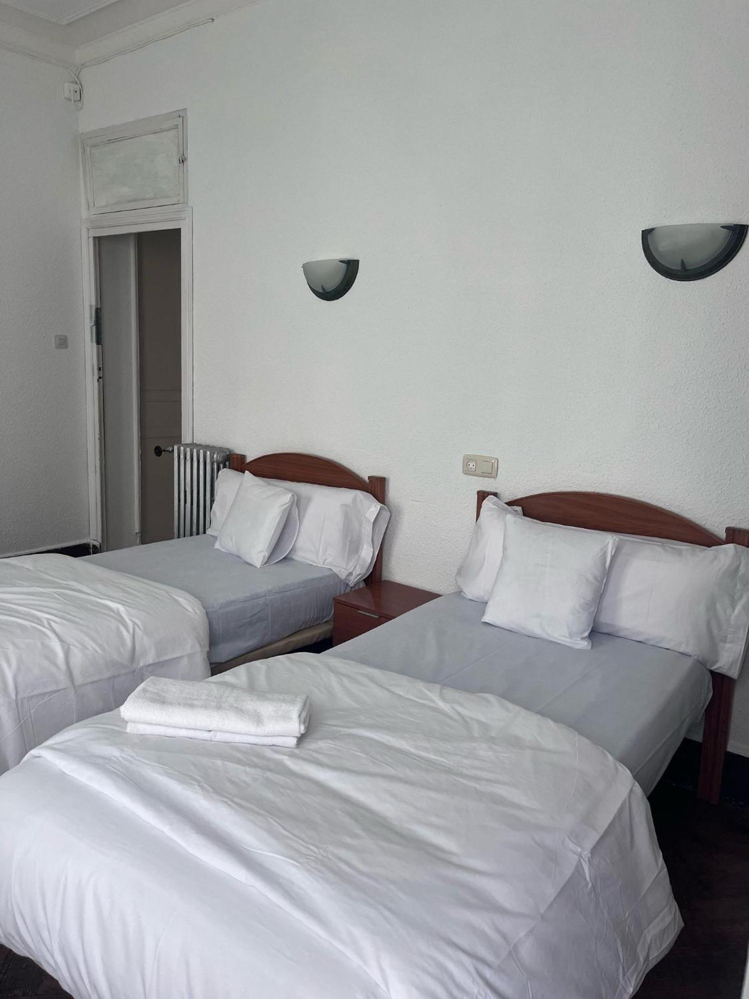 Hostal Alonso No Limit Мадрид Экстерьер фото